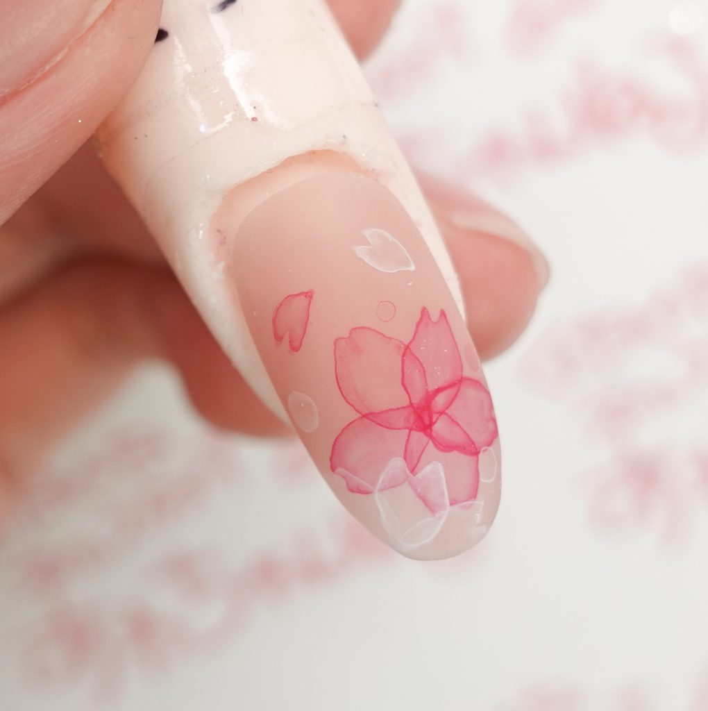 絵の具で作る桜ネイルのやり方！